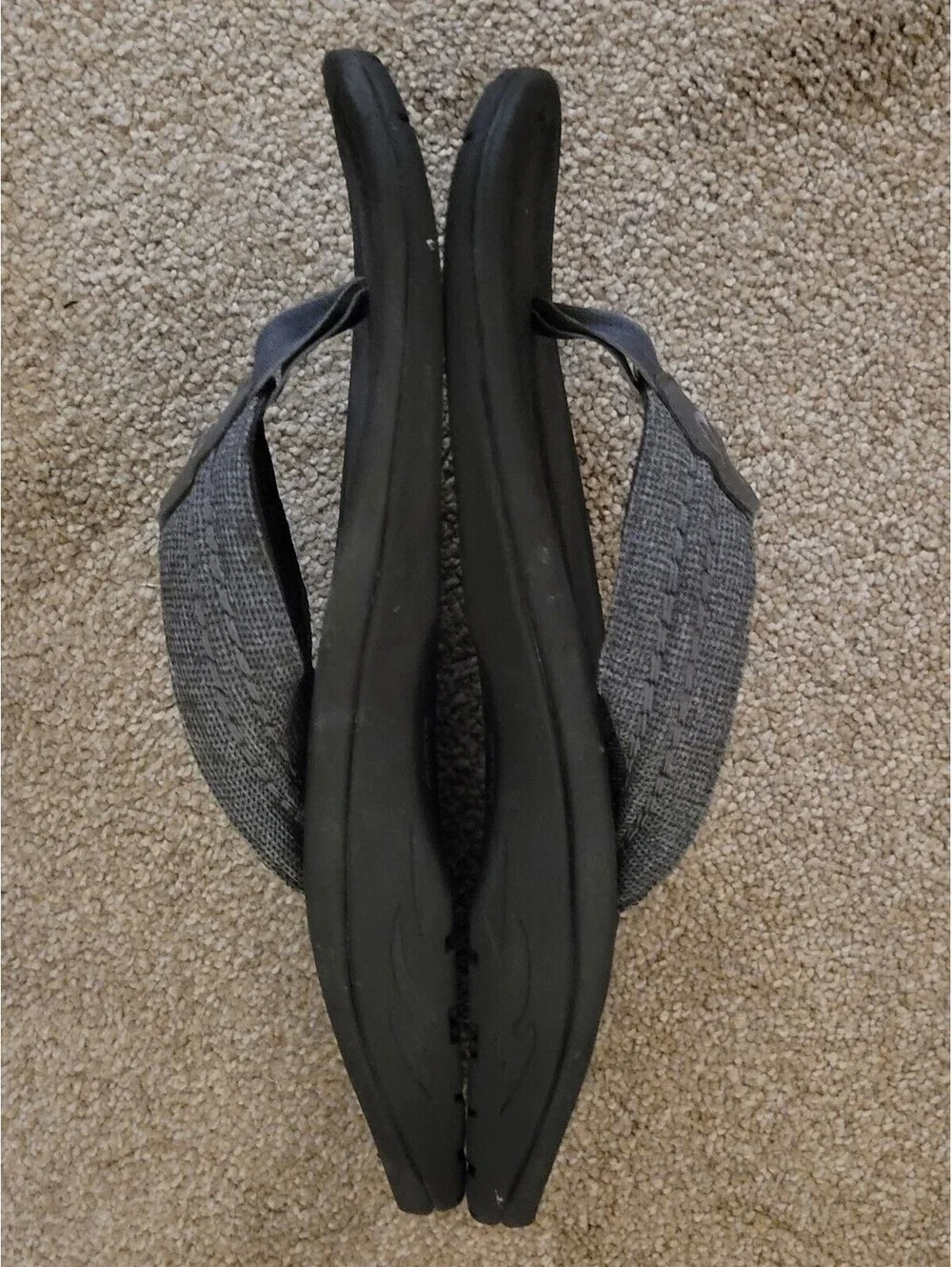 Olukai Hokua Mesh Men's 9 Beach Sandal Flip Flops Black Hawaiian Boating